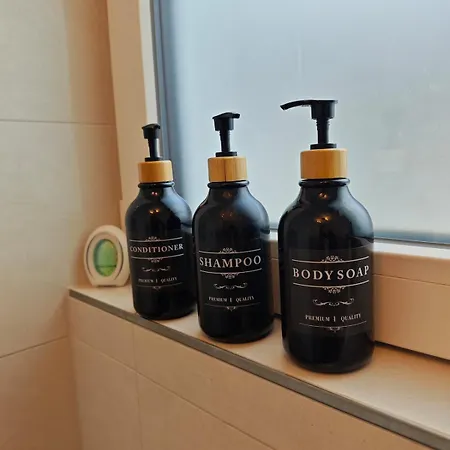 Wohlfuehloase Haus Talblick Mit Whirlpool Kamin Aussicht 10 Personen 슈라이덴