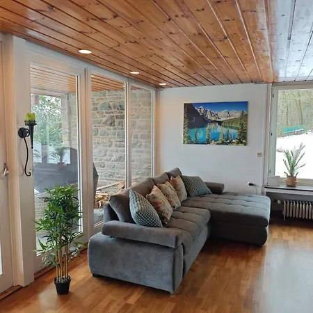 Wohlfuehloase Haus Talblick Mit Whirlpool Kamin Aussicht 10 Personen * 슈라이덴