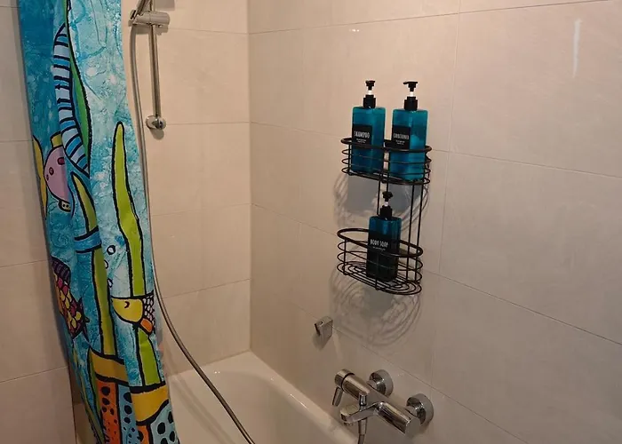 Wohlfuehloase Haus Talblick Mit Whirlpool Kamin Aussicht 10 Personen Nyaraló Schleiden