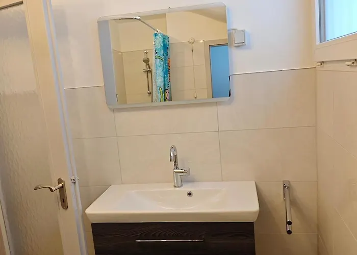 Wohlfühloase Haus Talblick Mit Whirlpool Kamin Aussicht 10 Personen Schleiden