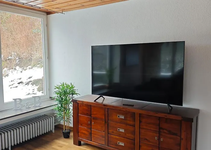 Сasa de vacaciones Wohlfühloase Haus Talblick Mit Whirlpool Kamin Aussicht 10 Personen Schleiden